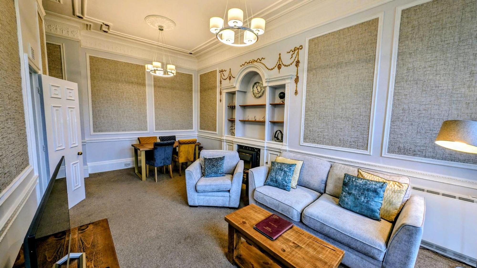 ת'ירסק Sutton Hall Resort חדר תמונה