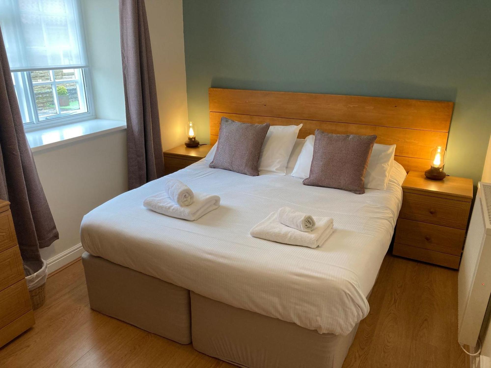 ת'ירסק Sutton Hall Resort חדר תמונה